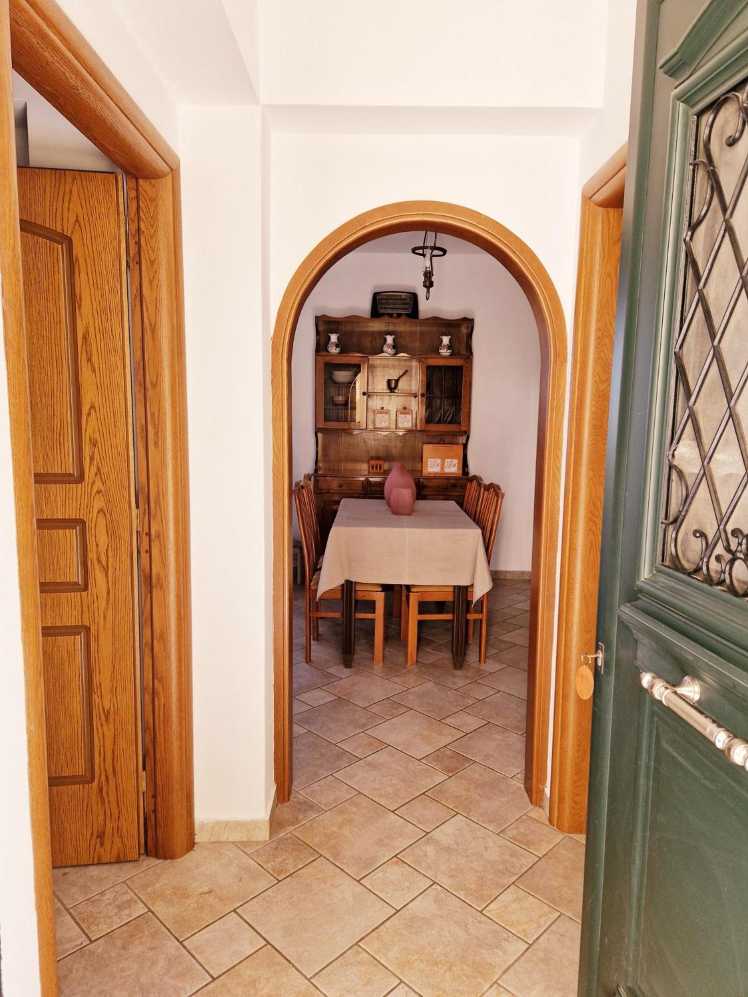 فيلا Elaia Country Living Galatás المظهر الخارجي الصورة